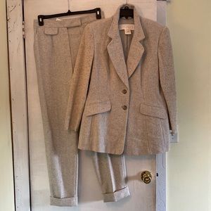 Escada New Virgin Wool Angora Wool Stunning Logo Button Logo Lining Pant Suit